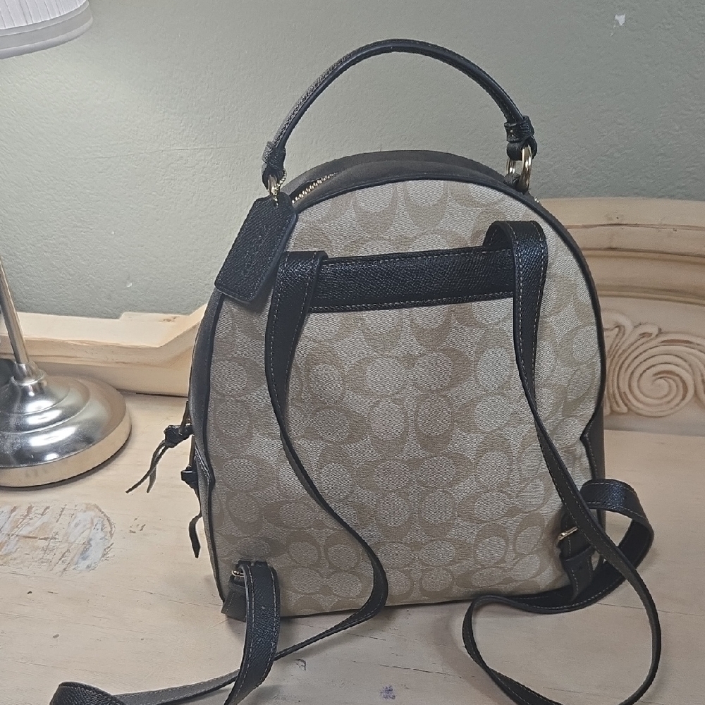 Coach Backpack - Picture 4 of 15